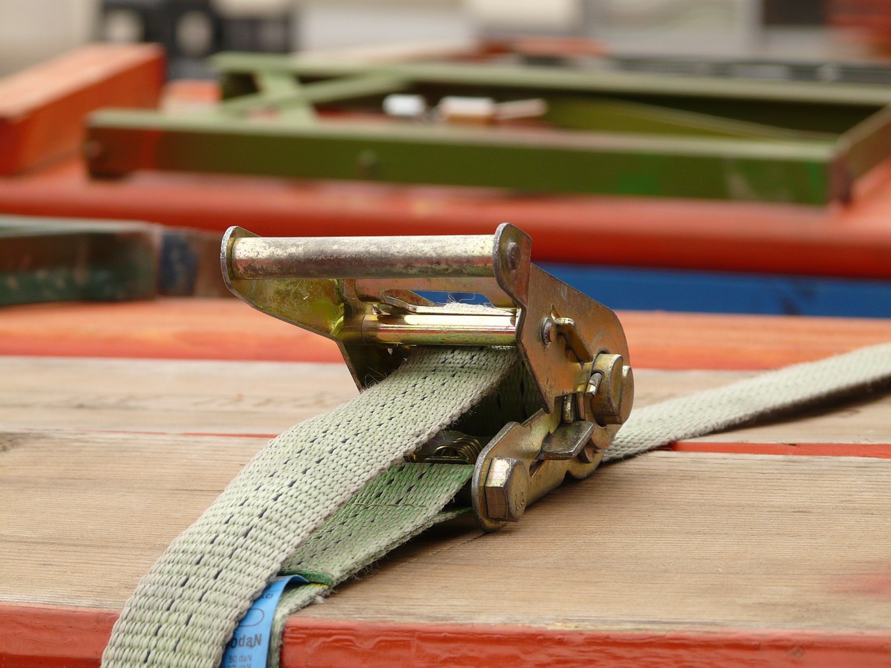 Truck load restraint shop straps